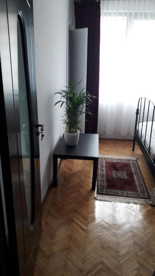 Marie Apartment Bucarest Extérieur photo